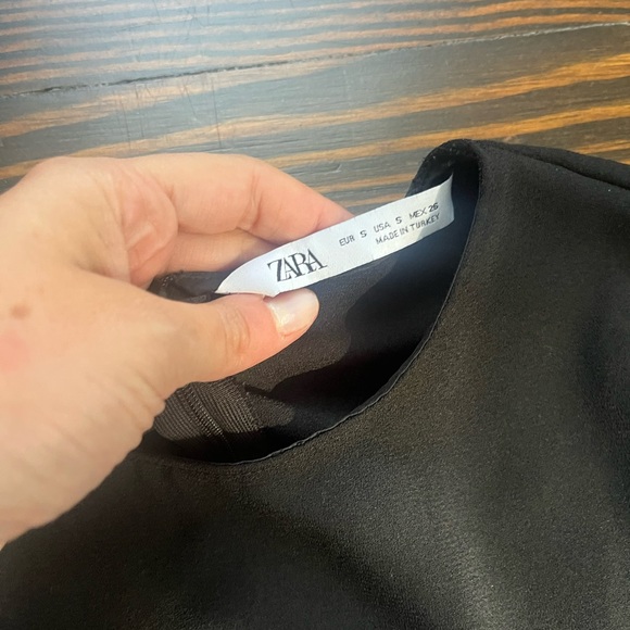 Zara Elegant Black Pleated Dress S - Picture 2 of 4